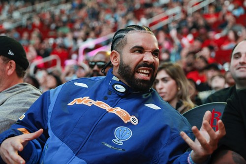 Drake Rasmussen Un bărbat a fost împușcat în apropierea casei rapperului Drake din Toronto.