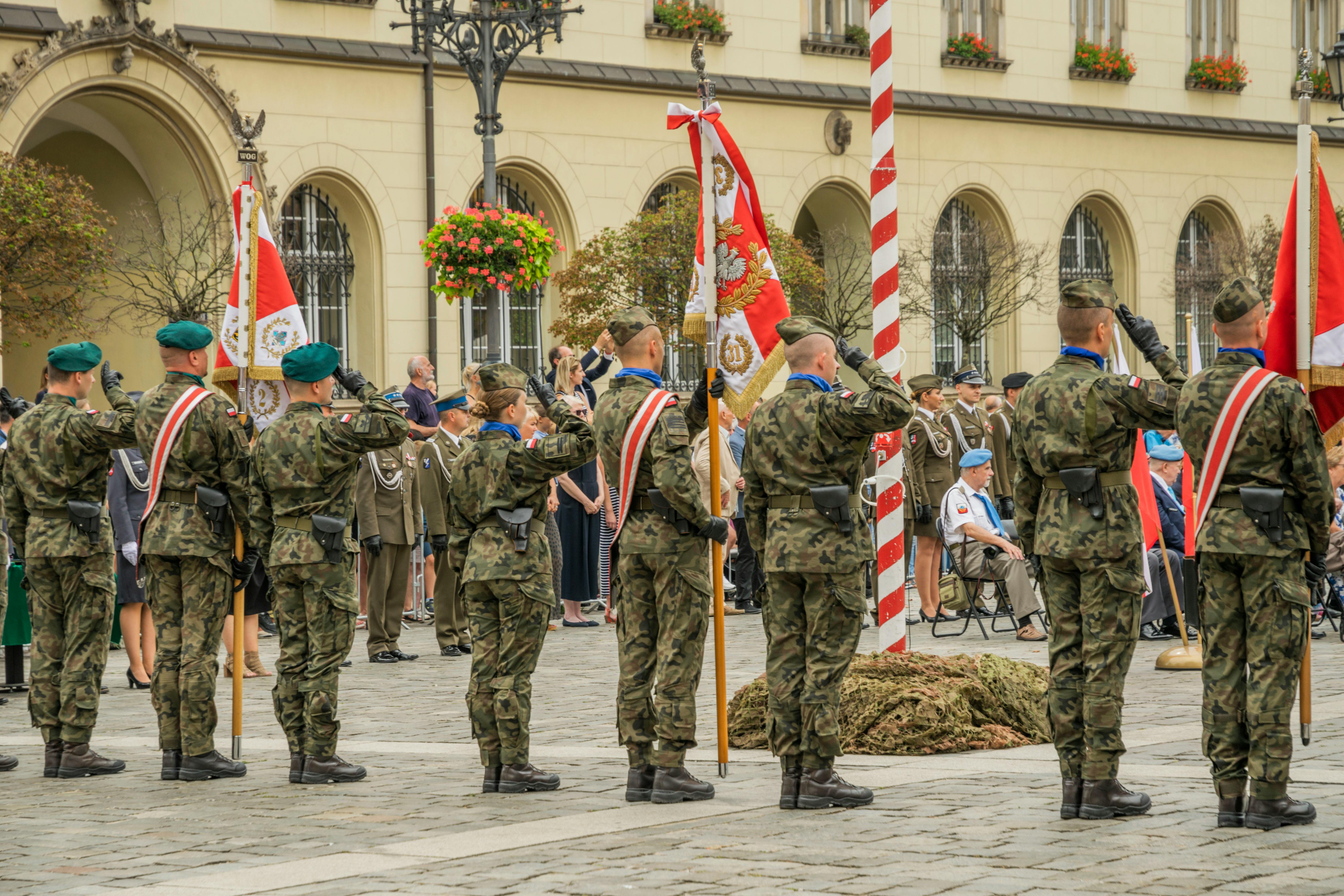 Los Estados Unidos piden a Europa que asuma la mayoría de las ...