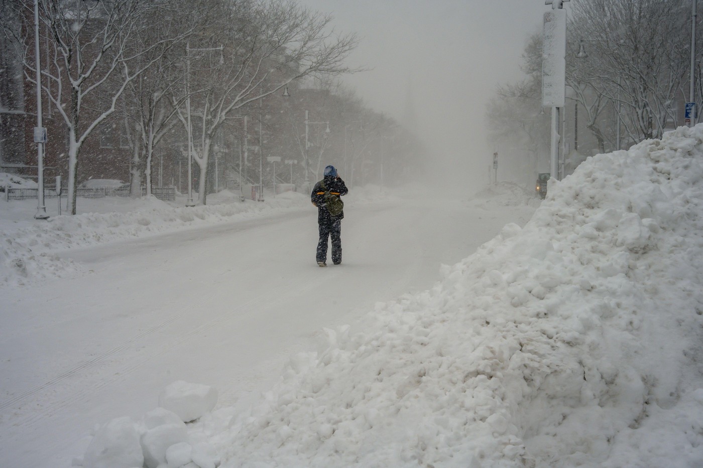 A powerful winter storm has affected the East Coast of the USA, causing ...