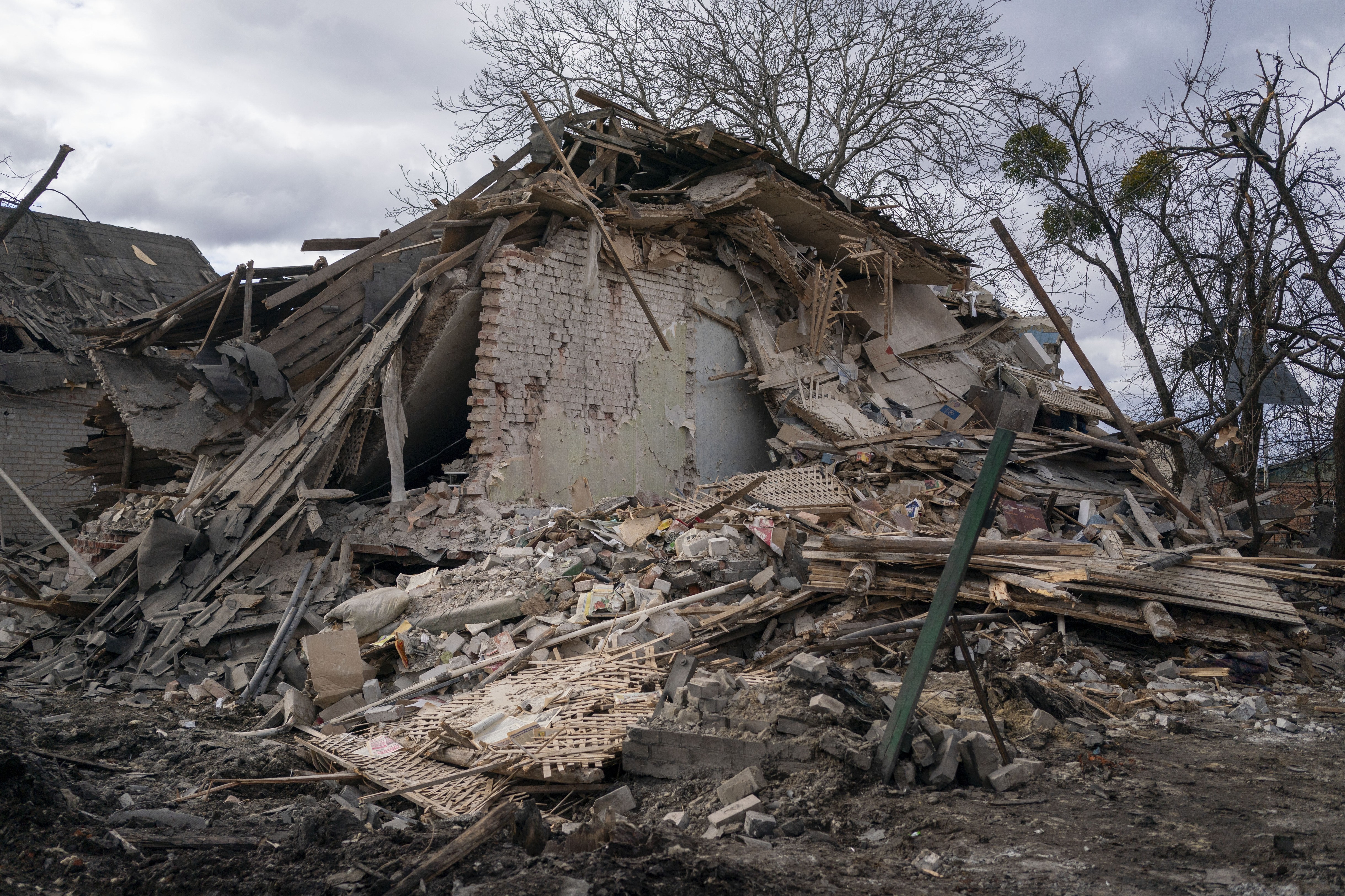 Un ataque con bombas guiadas rusas sobre la ciudad de Sloviansk ...