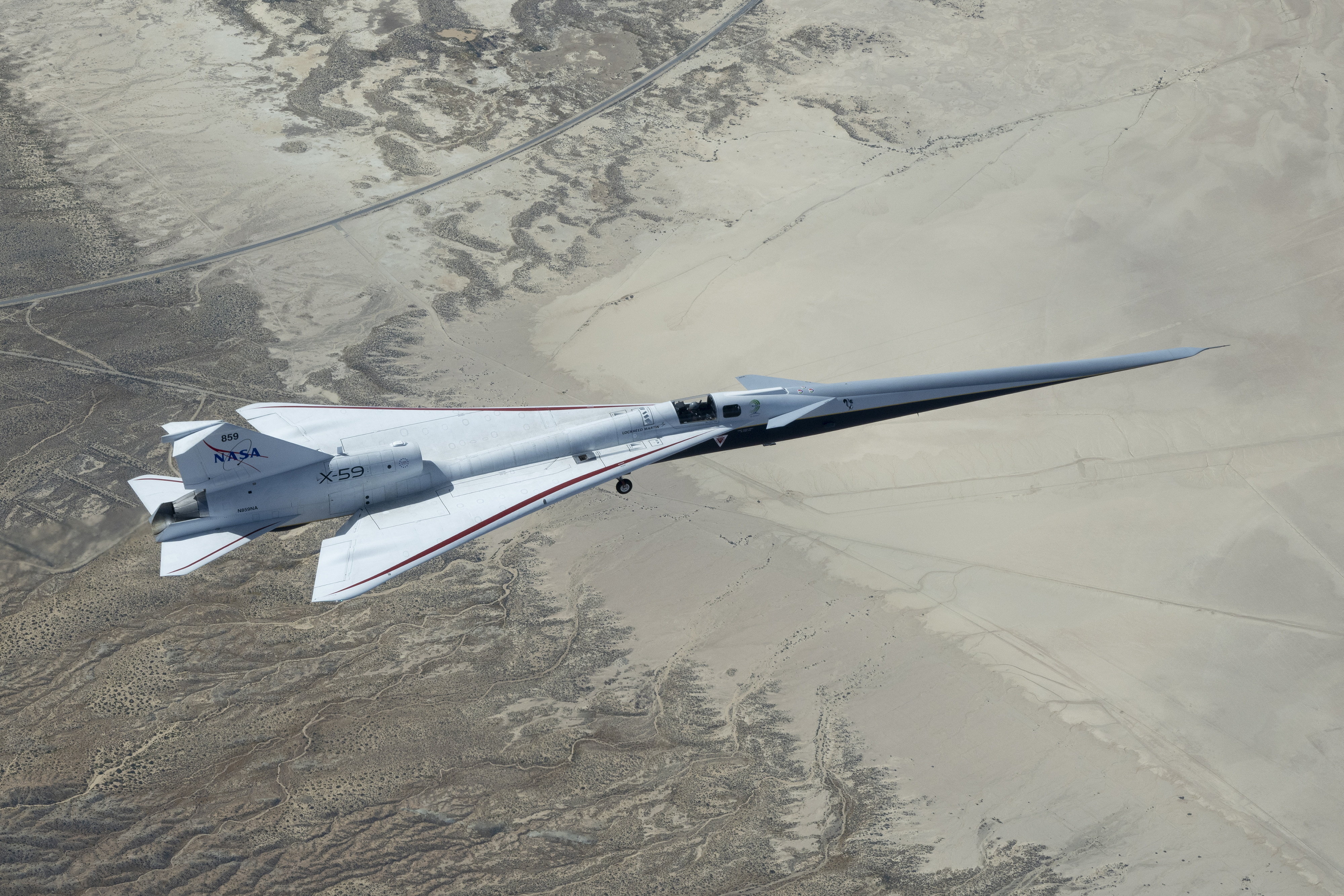 NASAの実験機X-59が初の超音速飛行を達成しました
