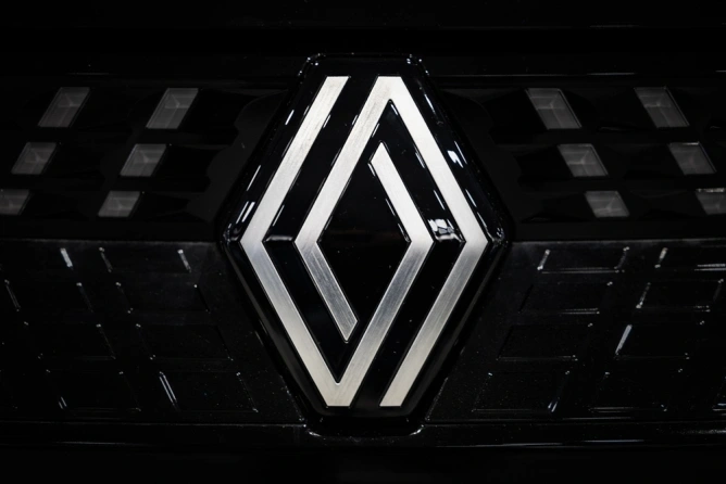 Renault will lay off 20% of engineers to cope with Chinese competition