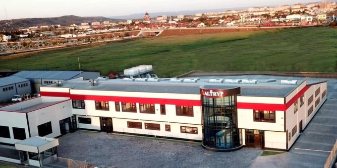 main event image